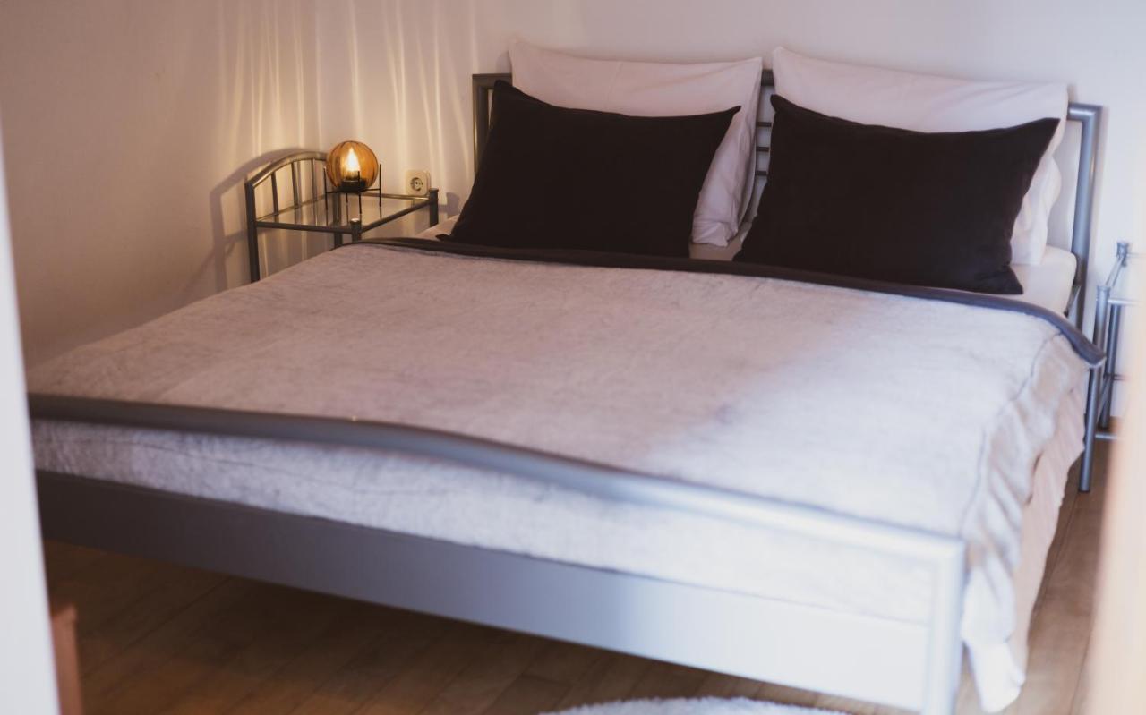 Scardona Rustica, Bed & Breakfast With Jacuzzi, Bbq And Free Parking In Skradin, Krka Διαμέρισμα Εξωτερικό φωτογραφία